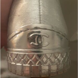 Chanel silver shoes size 40